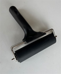 Linoleumsvalse gummirulle sort 10 cm  UDSOLGT