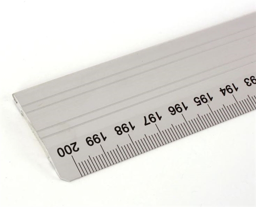 Metallineal 200 cm med skærekant